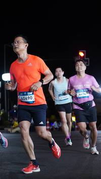 BIB: 40690, 43644, 201, 44247
                            <button type="button" onclick="openModal(23056662)" class="btn btn-primary btn-sm float-right btn-popup" data-toggle="modal" data-target=".modal-high-quality">
                        <i class="fas fa-shopping-cart"></i> Add to Cart
                    </button>
                                            <button type="button" onclick="isThisMe(23056662, true)" class="btn btn-success btn-sm float-right btn-popup btn-isme hidden" data-toggle="tooltip" data-placement="bottom" title="นี่คือรูปของคุณใช่ไหม คลิกที่นี่เพื่อเอาเข้าอัลบั้ม">
                        <i class="fas fa-plus"></i> Add to album
                    </button>
                    <button type="button" onclick="isThisMe(23056662, false)" class="btn btn-warning btn-sm float-right btn-popup btn-isnotme hidden">
                        <i class="fas fa-ban"></i> Remove from album
                    </button>